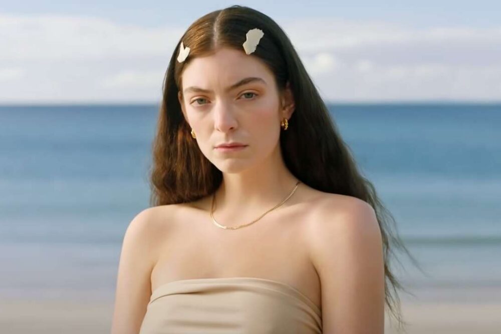 Lorde - Fallen Fruit