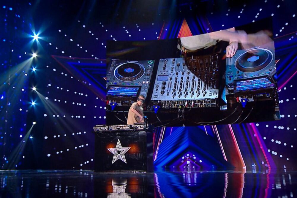 DJ Hugo Arthur la Românii au talent 2022