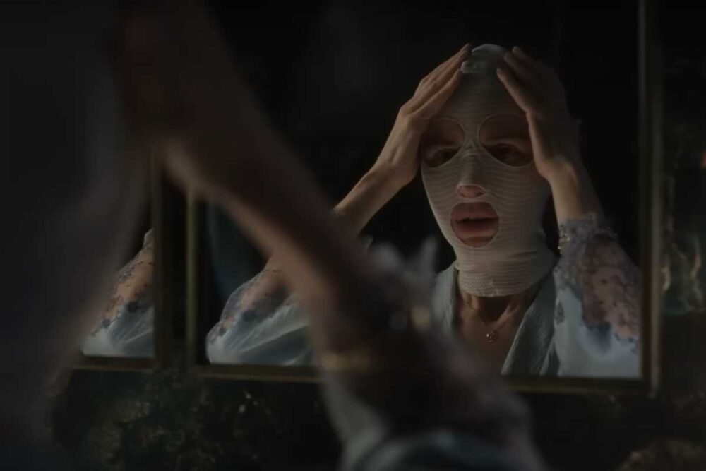 Naomi Watts în trailerul "Goodnight Mommy"