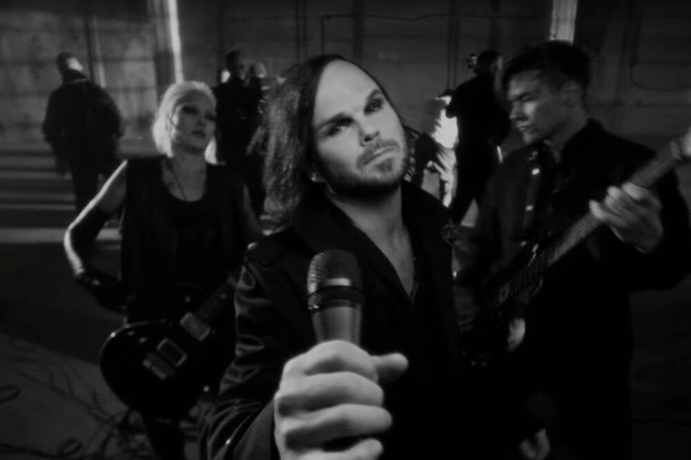 Videoclip The Rasmus Kalush Orchestra In The Shadows of Ukraine