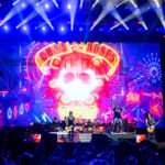 Trupa Guns N'Roses pe finalul concertului de la Bucuresti