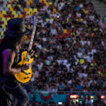 Slash în concertul Guns N'Roses de pe Arena Națională pe 16 iulie 2023