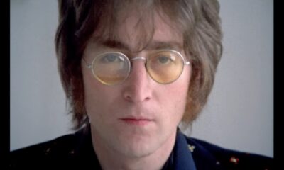 John Lennon în videoclipul "Imagine"