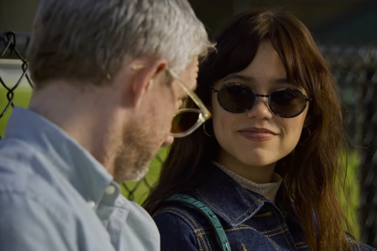 Trailer Millers Girl Cu Jenna Ortega și Martin Freeman 2383