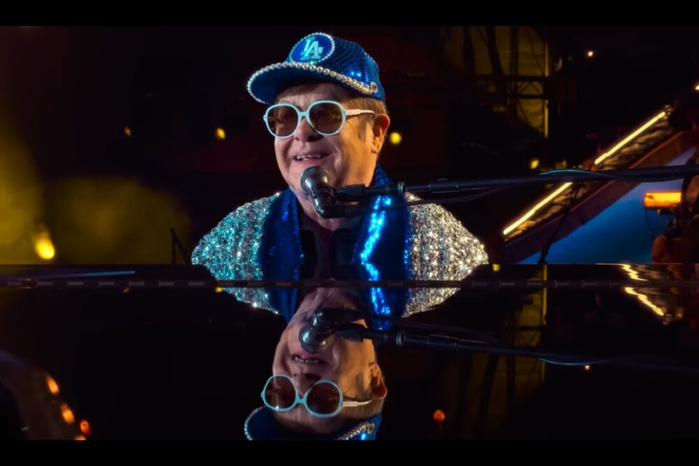 Elton John la Dodger Stadium în noiembrie 2022