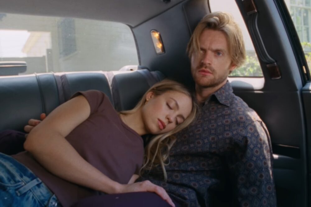 Videoclip: FINNEAS – For Cryin’ Out Loud!