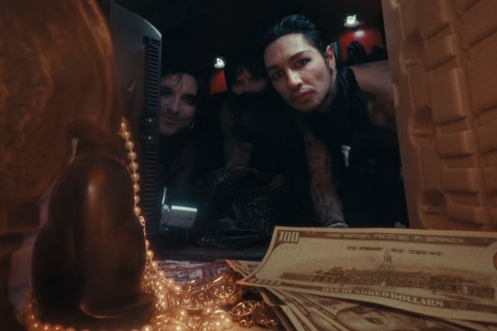 Videoclip: Palaye Royale – Dark Side of the Silver Spoon