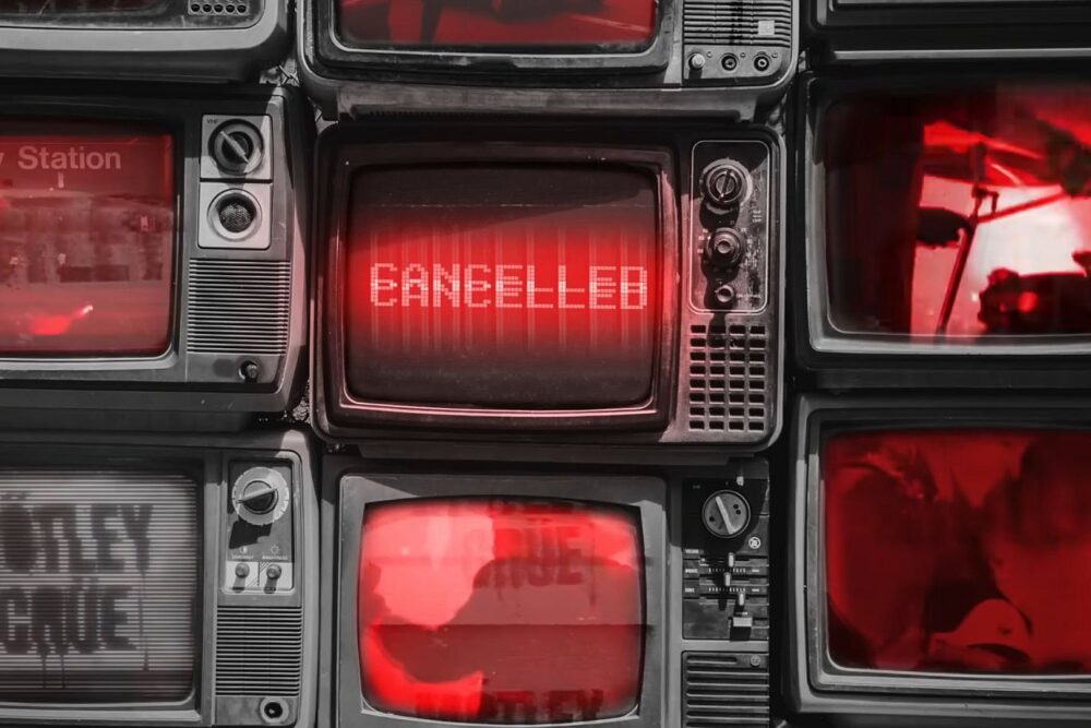 Coperta EP Motley Crue Cancelled