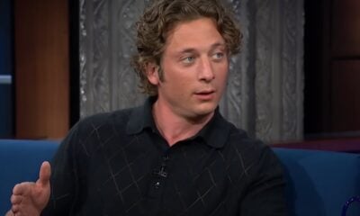 Jeremy Allen White într-un interviu la Stephen Colbert