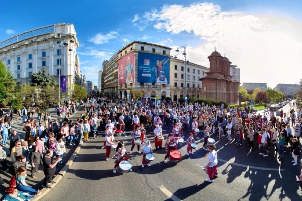 Străzi Deschise, București - Promenadă Urbană