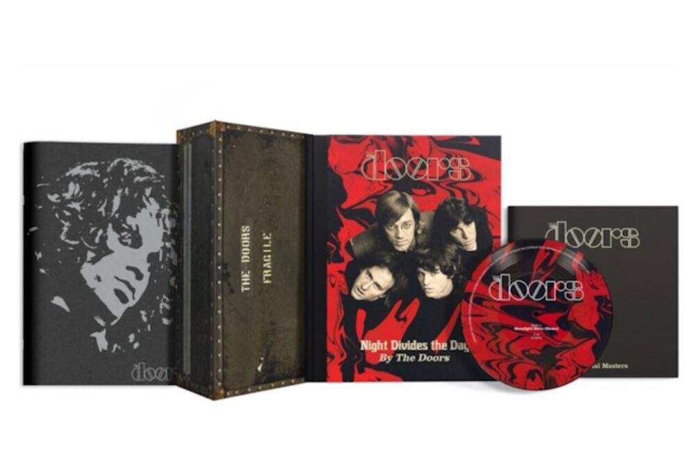 Box set aniversar The Doors 60 ani