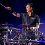 Sully Erna (Godsmack) la tobe, în concert la București (2025)