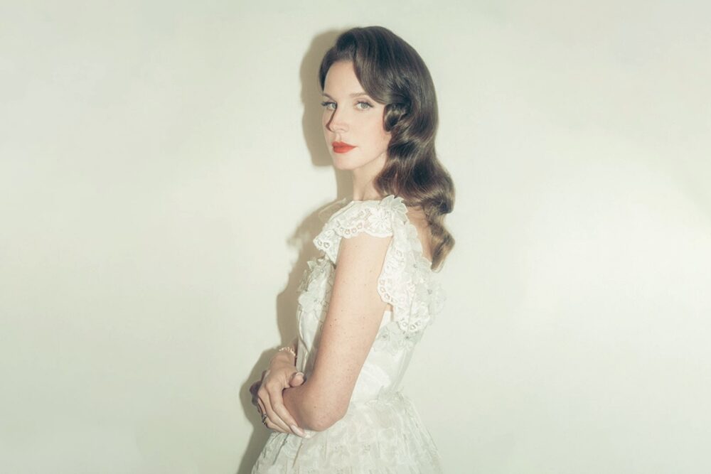 Lana Del Rey - "Henry, Come On"