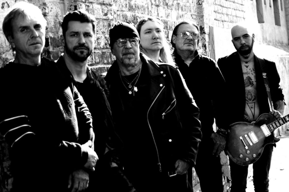 VH2 cu noul solitst Doru Todoruț