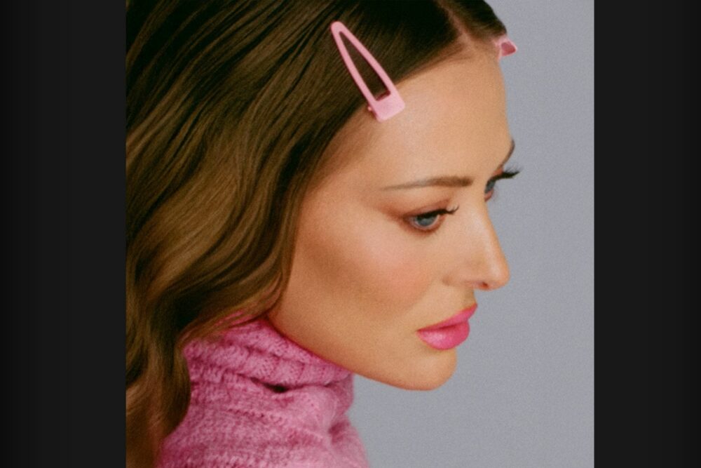 Artwork piesa Delia - "Scris în stele"