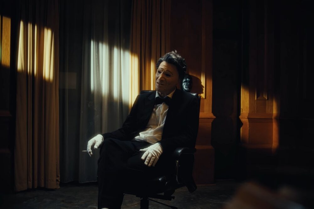 Trupa PRESIDENT în videoclipul piesei "In the Name of the Father"