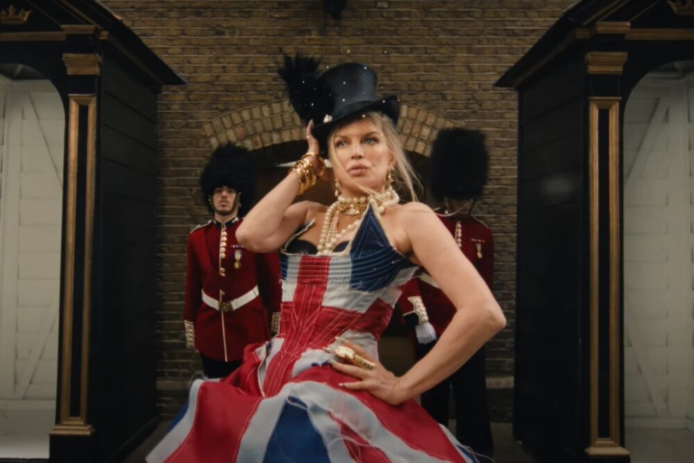 Videoclip Fergie - "London Bridge" 2025