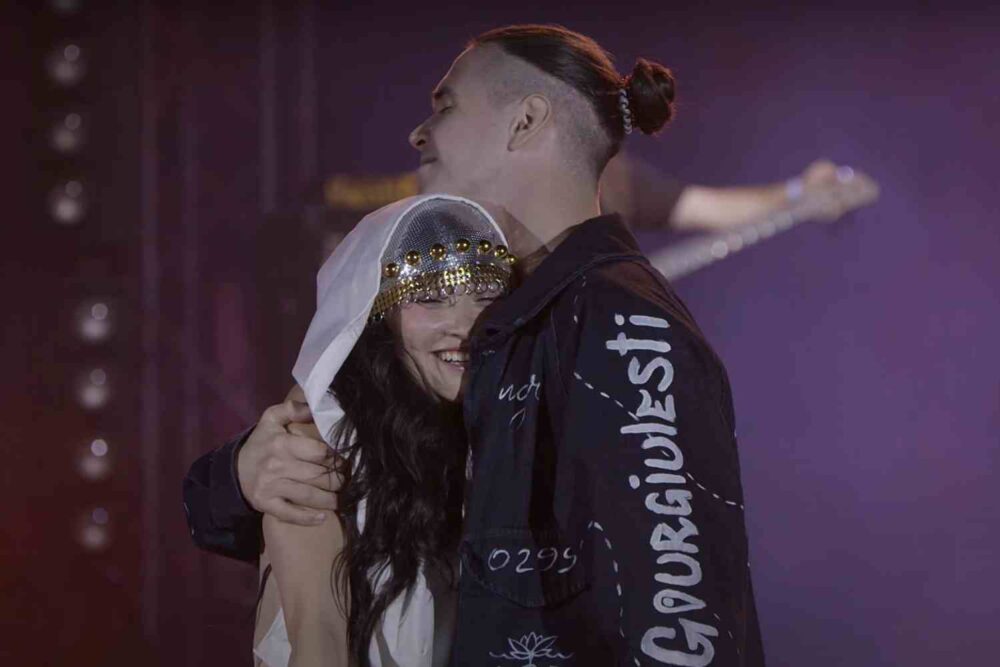 Irina Rimes x Satoshi - Bate, Vântule - Descântatele live @ Arenele Romane 2024