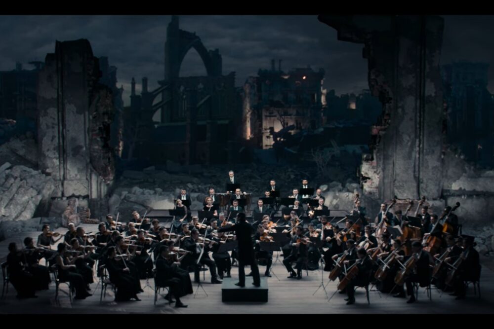 Trailer oficial "Cravata Galbenă"