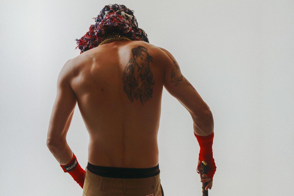 Killa Fonic - "Por La Plata Y Por Amor"