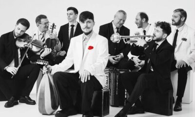 Simion Bogdan-Mihai pe coperta albumului "Idei care ard"