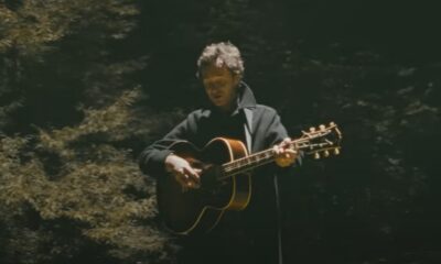 Videoclip Tom Smith - Leave