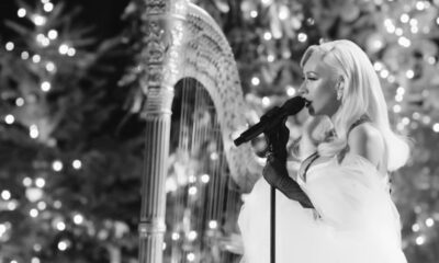 Videoclip Christina Aguilera - Someday at Christmas (Live from the Eiffel Tower)