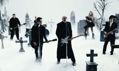Videoclip YUNGBLUD, The Smashing Pumpkins - Zombie