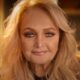 Bonnie Tyler în videoclipul piesei "Yes I Can"