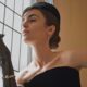 Lily Collins într-un material pentru Harper's Bazaar UK