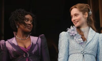 Francesca (Hannah Dodd) și Michaela Stirling (Masali Baduza) în "Bridgerton"