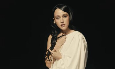 Holy Molly - Uită-te în ochii mei