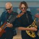 Videoclip Joe Satriani & Steve Vai - Dancing