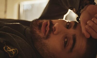 Zayn în visualizer-ul "Sideways"