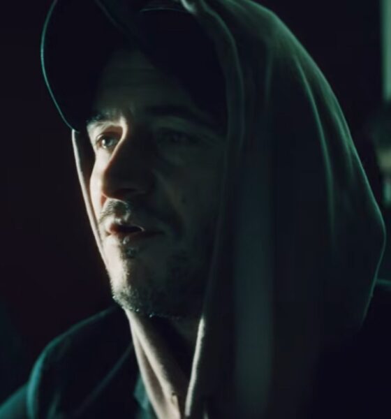 Editors în videoclipul piesei "Call It In"