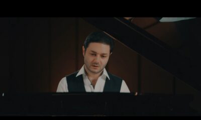 Ștefan J. Doyle în videoclipul piesei "Superman"