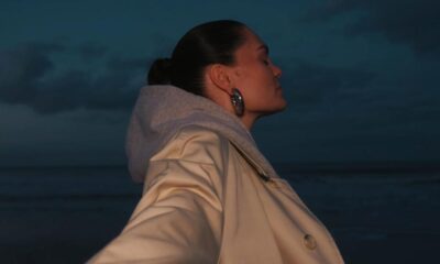 Jessie J - Comes In Waves (Official Video)