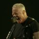 Metallica la București, în timpul piesei "Lux Æterna"