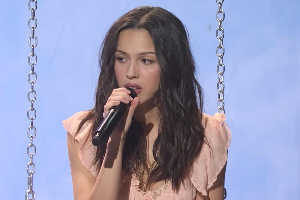 Olivia Rodrigo live la SNL, mai 2026