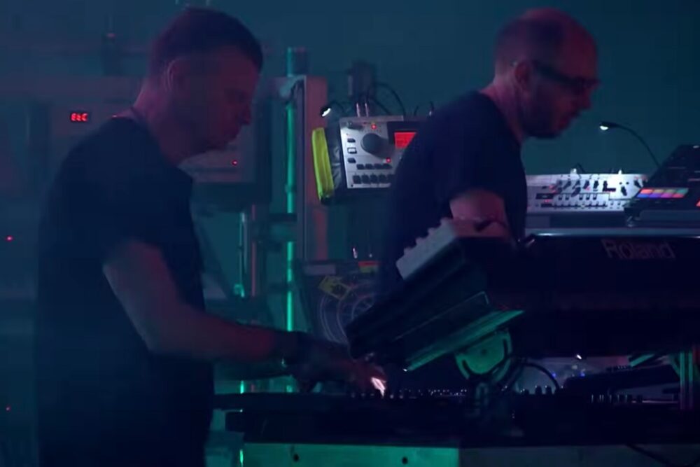 The Chemical Brothers live