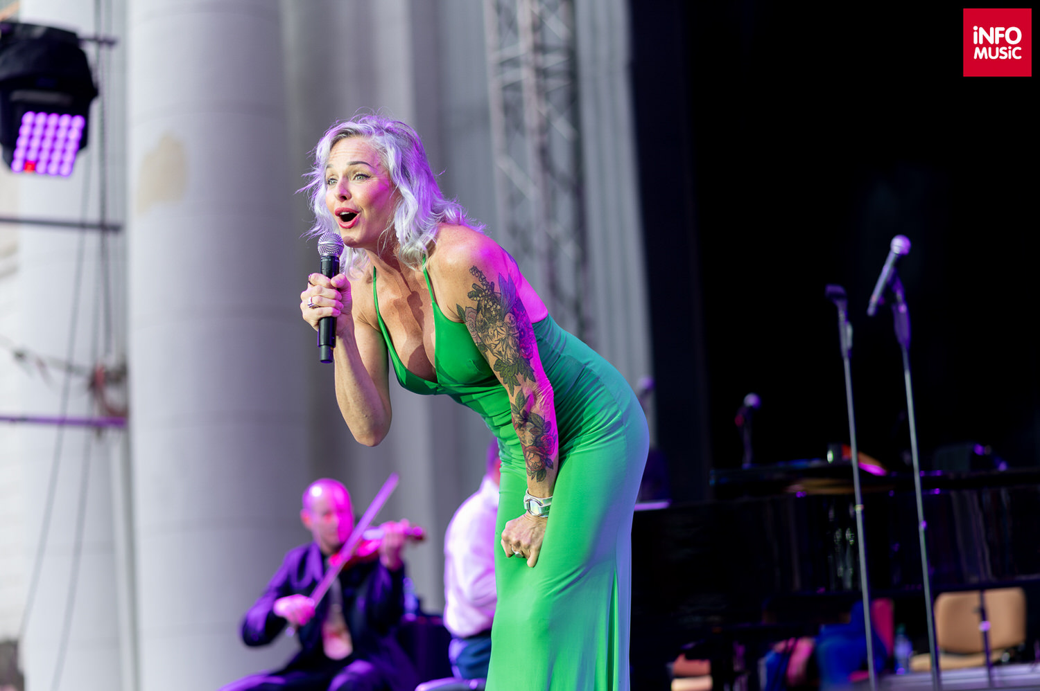 Concert Pink Martini la Arenele Romane pe 16 iulie 2026